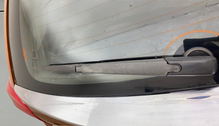 2016 Maruti Baleno ZETA PETROL 1.2, Petrol, Manual, 1,07,222 km, Rear Wiper