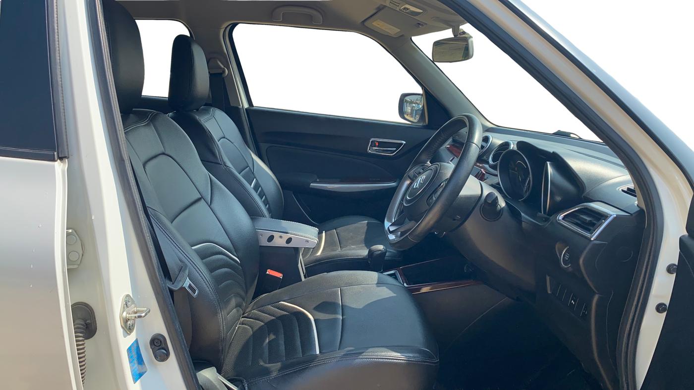 2018 Maruti Swift ZXI AMT, Petrol, Automatic, 31,338 km, Right Side Front Door Cabin