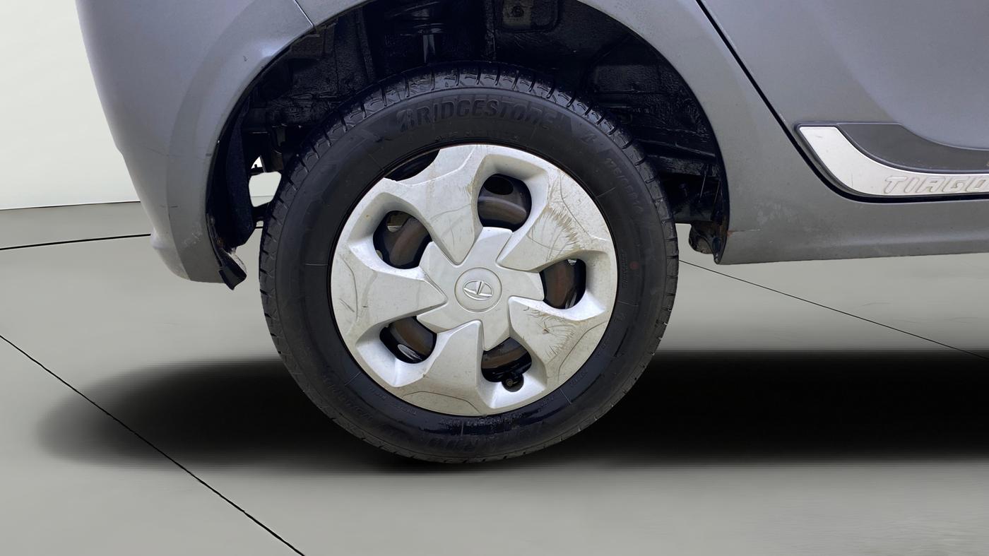 2022 Tata Tiago XT CNG, CNG, Manual, 65,553 km, Right Rear Wheel