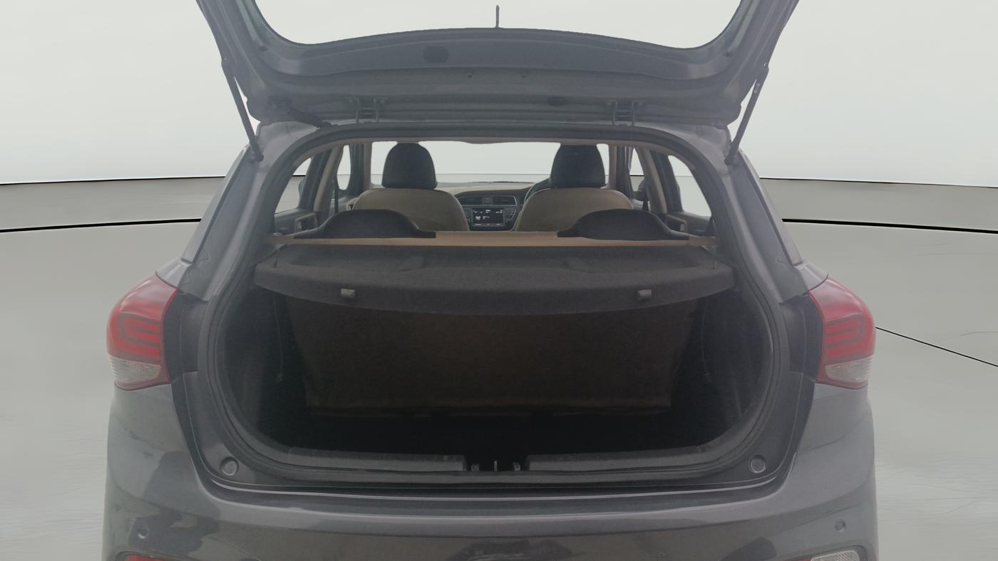 2020 Hyundai Elite i20 SPORTZ PLUS 1.2, Petrol, Manual, 25,812 km, Boot Open Zoomed View