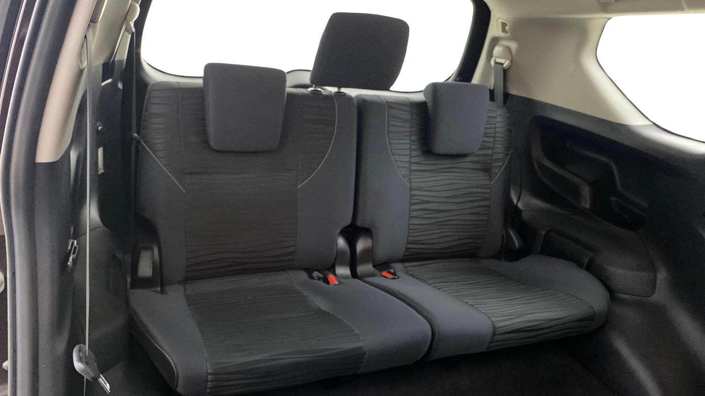 2019 Toyota Innova Crysta 2.4 VX 8 STR, Diesel, Manual, 80,404 km, Third Seat Row ( optional )