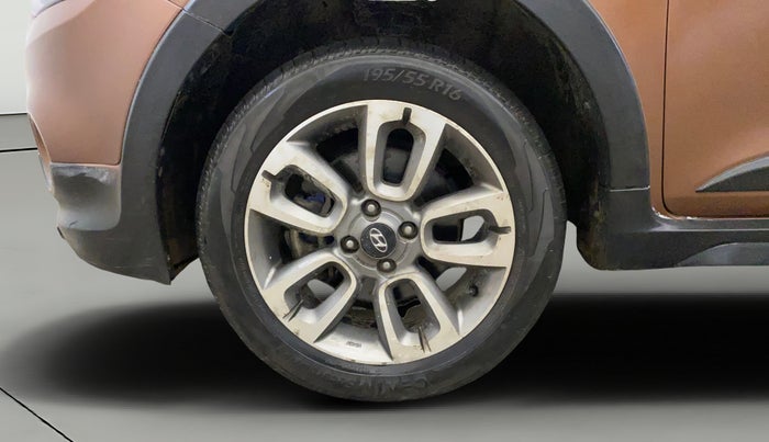 2016 Hyundai i20 Active 1.2 SX, Petrol, Manual, 61,801 km, Left Front Wheel