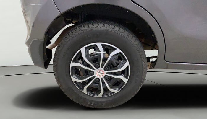 2016 Maruti Alto 800 LXI, Petrol, Manual, 75,758 km, Right Rear Wheel