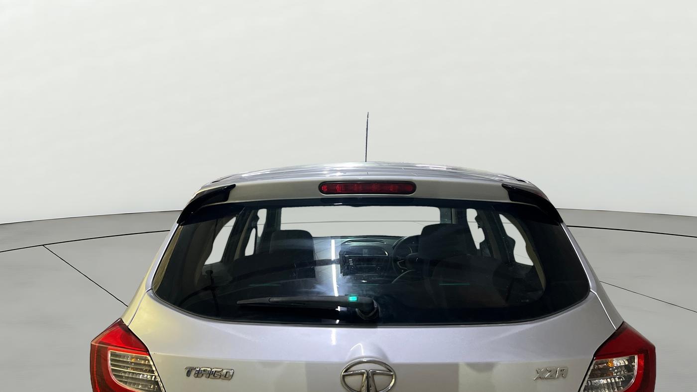 2017 Tata Tiago XZA PETROL, Petrol, Automatic, 73,472 km, Rear Windshield