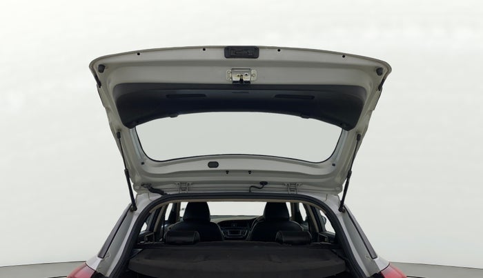 2016 Hyundai Elite i20 ASTA 1.2, Petrol, Manual, 35,962 km, Boot Door Open