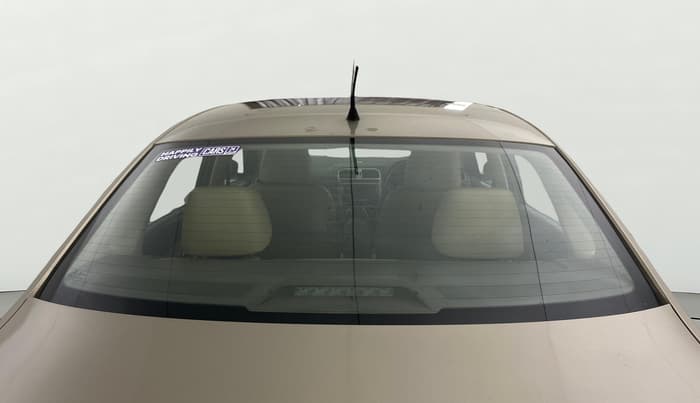 2016 Volkswagen Vento HIGHLINE 1.5 AT, Diesel, Automatic, 1,22,532 km, Rear Windshield