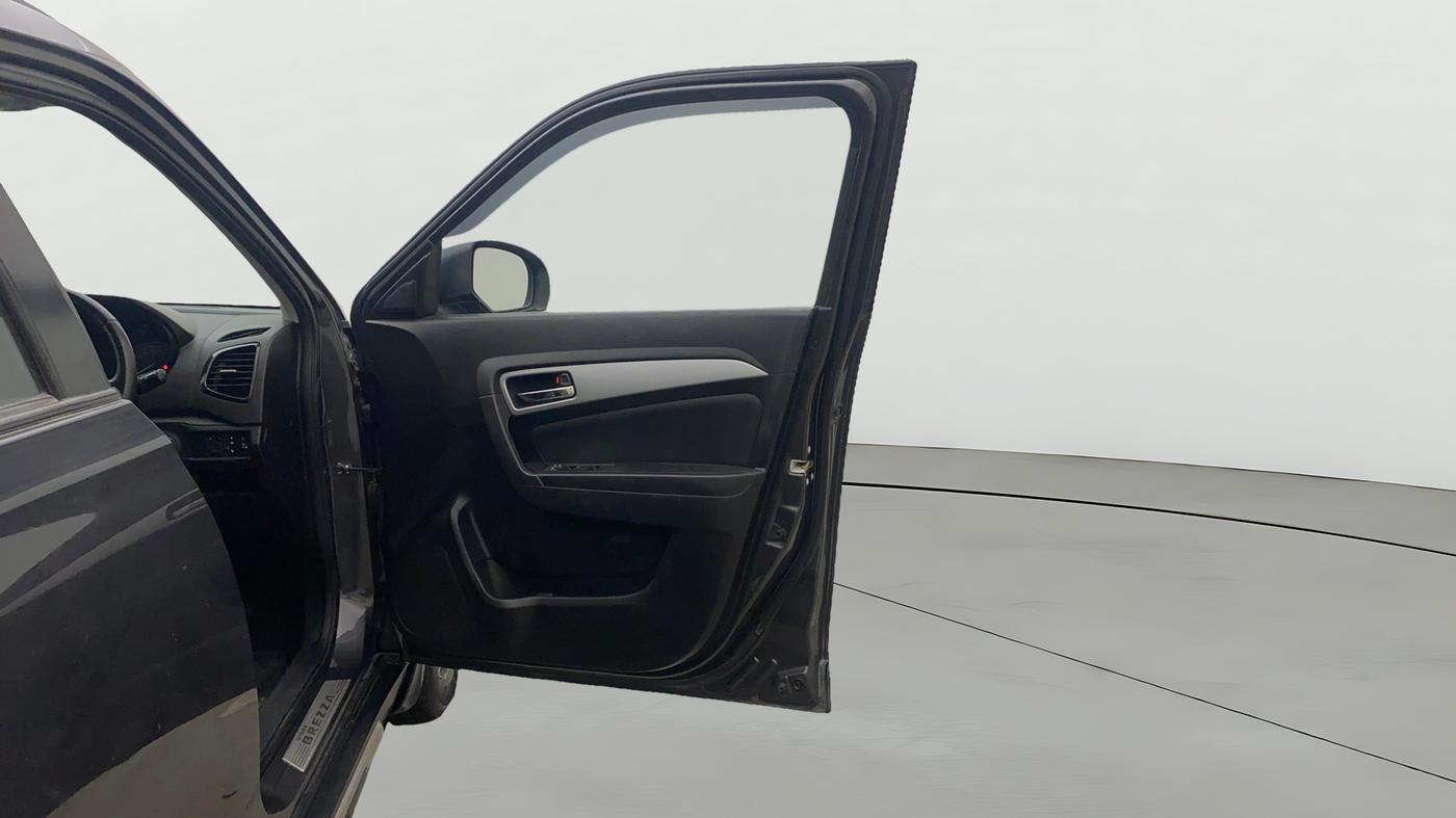 2021 Maruti Vitara Brezza ZXI PLUS, Petrol, Manual, 45,756 km, RHS Front Door