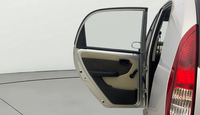 2015 Tata Nano TWIST XT, Petrol, Manual, 26,303 km, LHS Rear Door