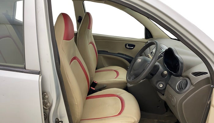 2014 Hyundai i10 SPORTZ 1.1, Petrol, Manual, 40,814 km, Right Side Front Door Cabin