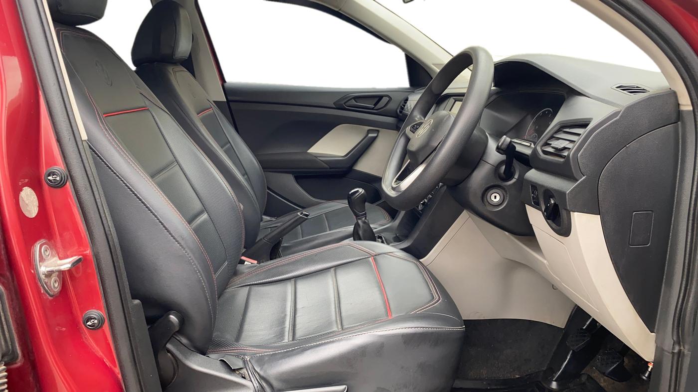 2022 Volkswagen TAIGUN COMFORTLINE 1.0 TSI MT, Petrol, Manual, 41,944 km, Right Side Front Door Cabin