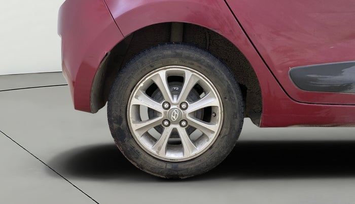 2016 Hyundai Grand i10 ASTA (O) 1.2 KAPPA VTVT, Petrol, Manual, 60,614 km, Right Rear Wheel