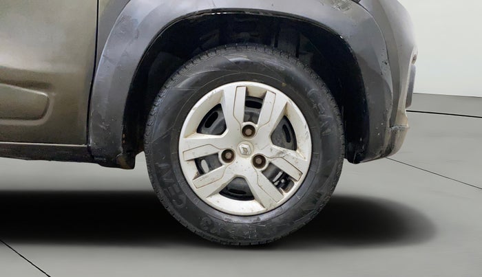 2018 Renault Kwid RXL, Petrol, Manual, 45,635 km, Right Front Wheel