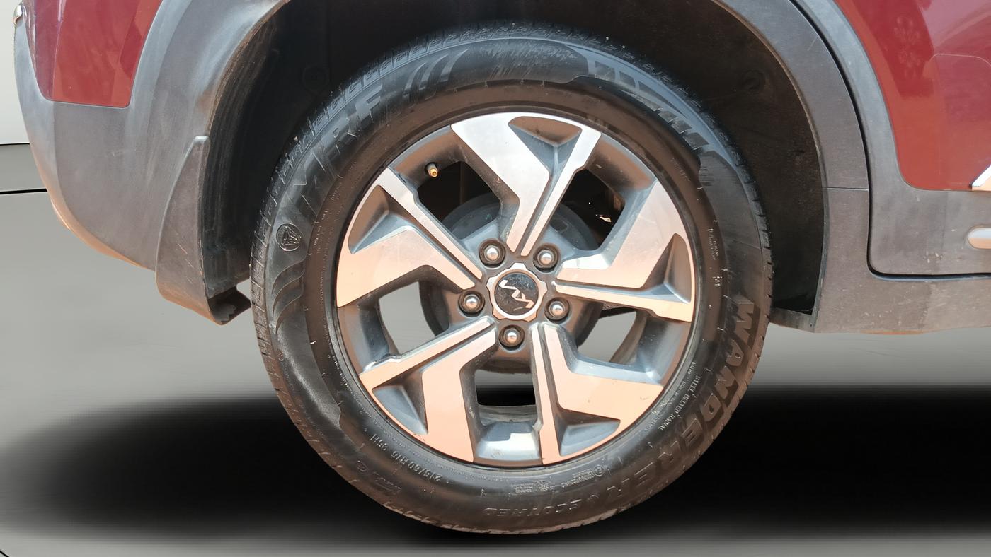 2022 KIA SONET HTX 1.5 AT, Diesel, Automatic, 41,894 km, Right Rear Wheel