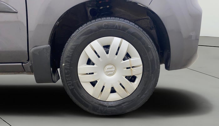 2020 Maruti Alto VXI, Petrol, Manual, 32,675 km, Right Front Wheel