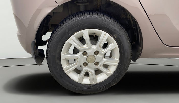 2018 Tata Tiago XZ PETROL, Petrol, Manual, 90,759 km, Right Rear Wheel