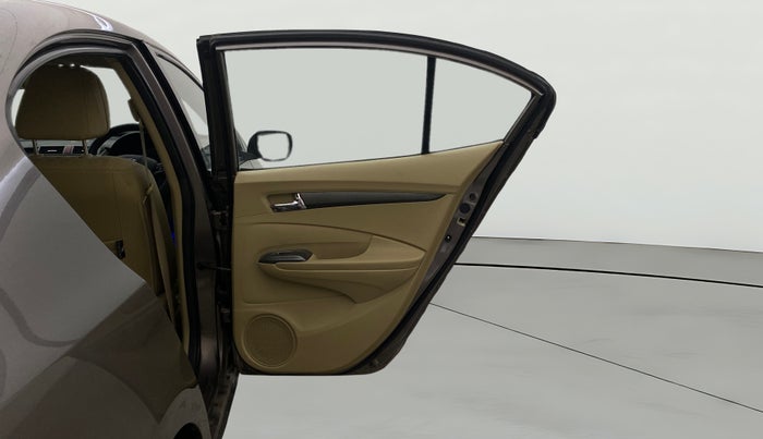 2013 Honda City 1.5L I-VTEC V MT, Petrol, Manual, 1,00,974 km, RHS Rear Door