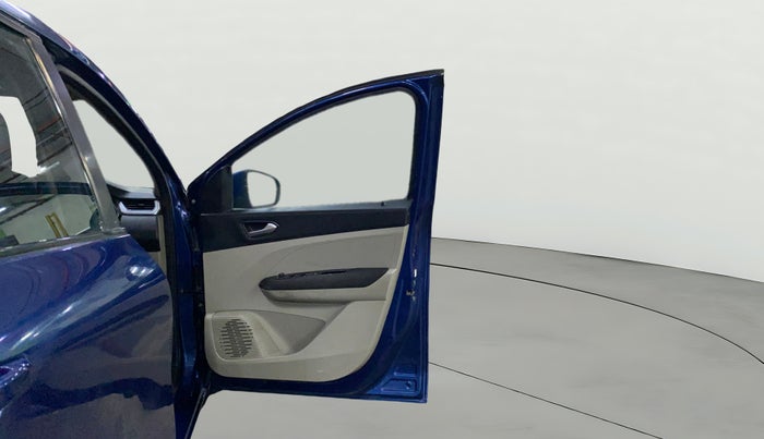 2019 Renault TRIBER RXZ, Petrol, Manual, 83,002 km, RHS Front Door