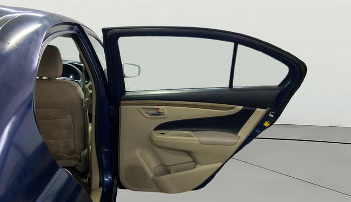 2019 Maruti Ciaz SIGMA 1.5 SHVS MT  PETROL, CNG, Manual, 1,07,641 km, RHS Rear Door