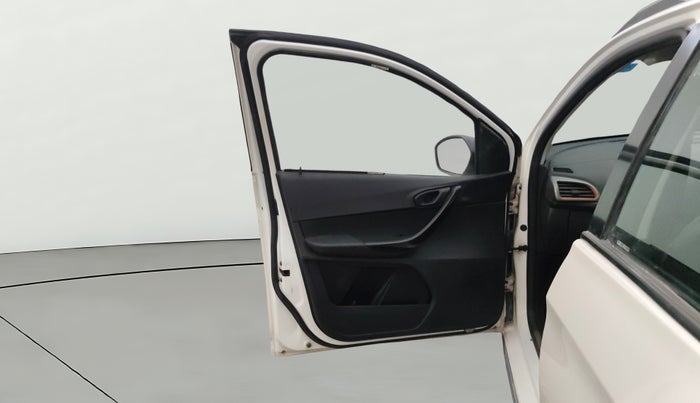 2018 Tata TIAGO NRG PETROL, Petrol, Manual, 66,998 km, LHS Front Door