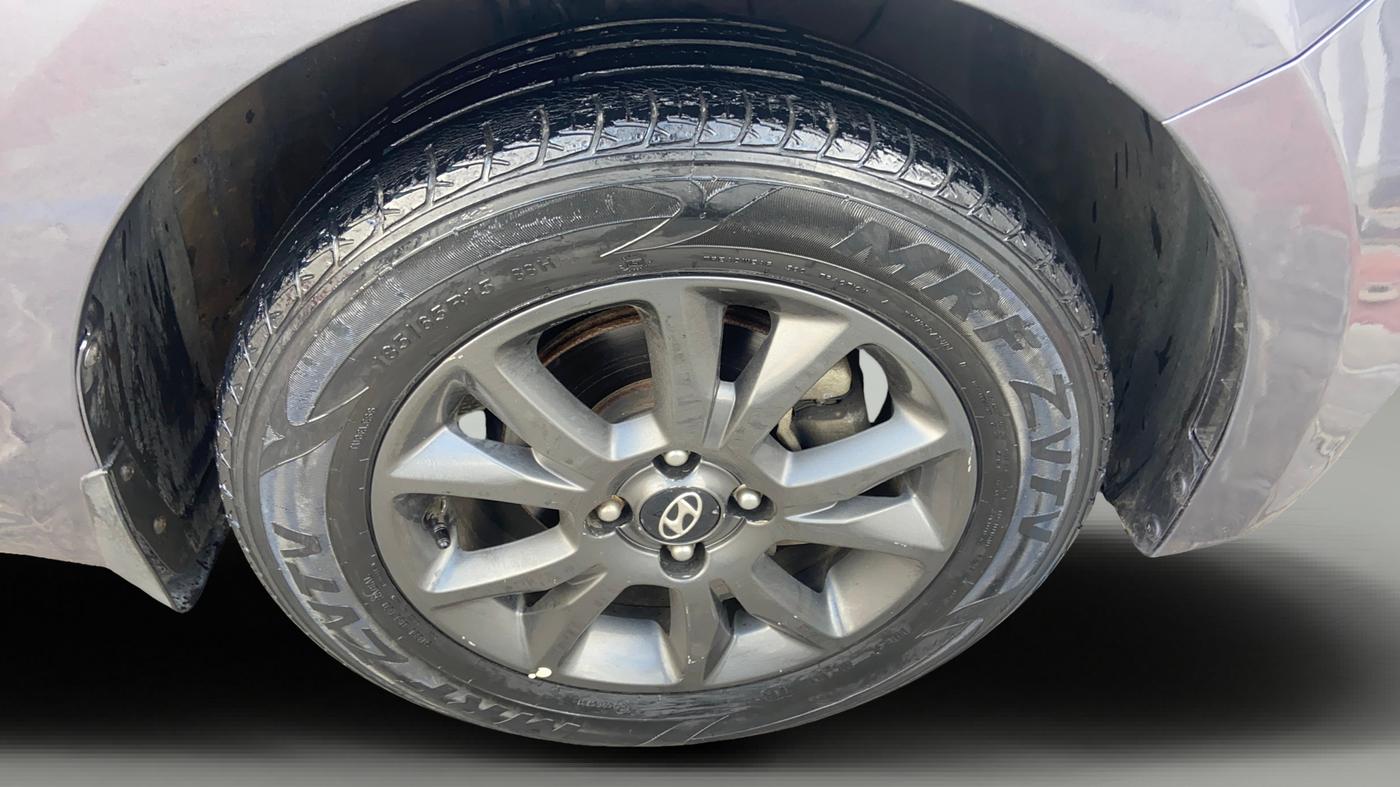 2019 Hyundai Elite i20 SPORTZ 1.2, Petrol, Manual, 49,952 km, Right Front Wheel
