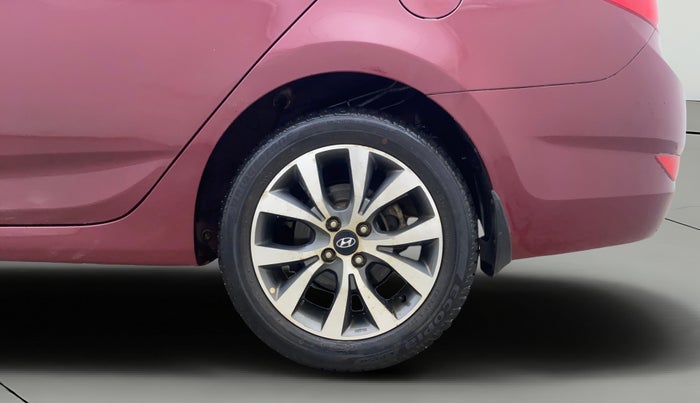 2013 Hyundai Verna FLUIDIC 1.6 VTVT SX, Petrol, Manual, 43,125 km, Left Rear Wheel