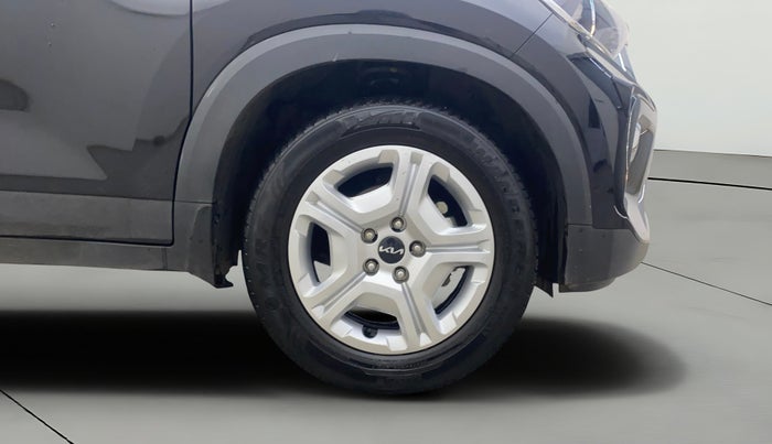 2023 KIA SONET HTK PLUS 1.2, Petrol, Manual, 15,310 km, Right Front Wheel