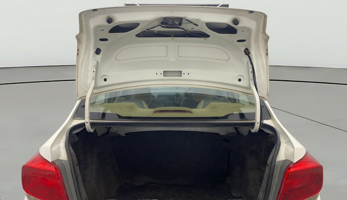 2015 Honda Amaze 1.2L I-VTEC SX, Petrol, Manual, 1,43,226 km, Boot Door Open