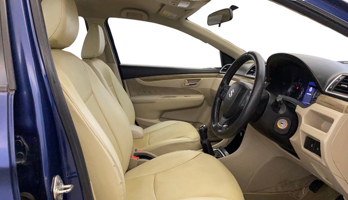 2018 Maruti Ciaz DELTA 1.5 SHVS MT PETROL, Petrol, Manual, 47,262 km, Right Side Front Door Cabin