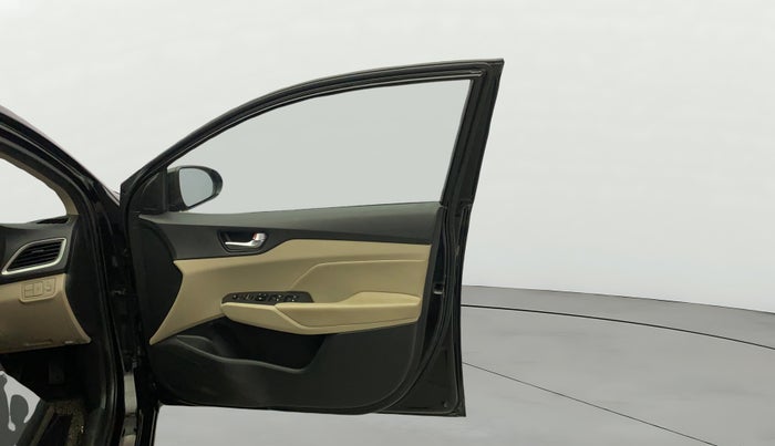 2018 Hyundai Verna 1.6 VTVT SX (O) AT, Petrol, Automatic, 33,196 km, RHS Front Door