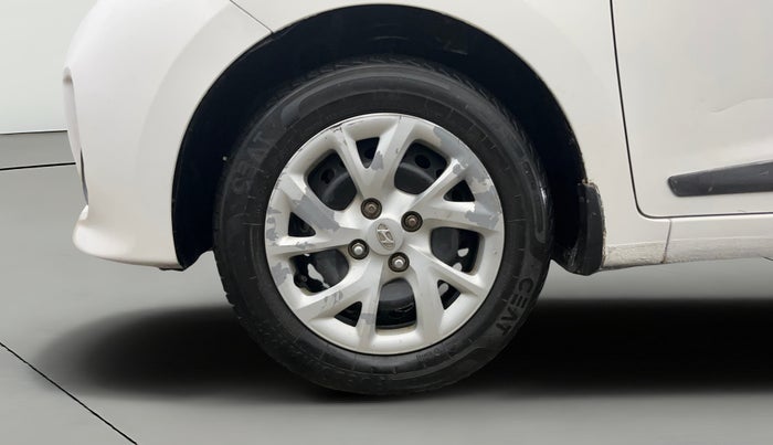 2017 Hyundai Grand i10 SPORTZ (O) 1.2 KAPPA VTVT, Petrol, Manual, 70,552 km, Left Front Wheel