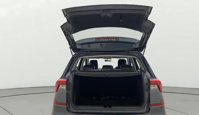 2022 Skoda KUSHAQ AMBITION 1.0L TSI AT, Petrol, Automatic, 62,833 km, Boot Door Open