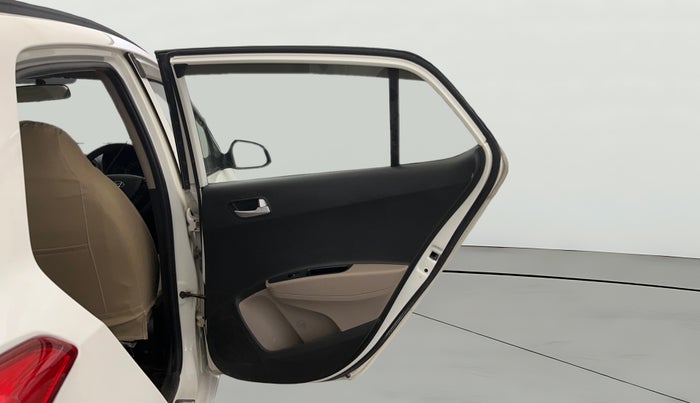 2017 Hyundai Grand i10 SPORTZ (O) 1.2 KAPPA VTVT, Petrol, Manual, 70,552 km, RHS Rear Door