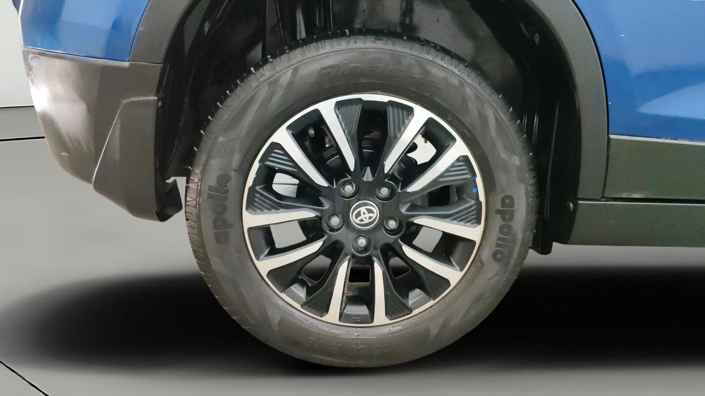 2020 Toyota URBAN CRUISER PREMIUM GRADE AT DUAL TONE, Petrol, Automatic, 42,176 km, Right Rear Wheel