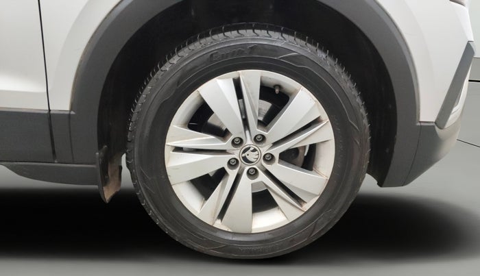 2021 Skoda KUSHAQ AMBITION 1.0L TSI MT, Petrol, Manual, 43,872 km, Right Front Wheel