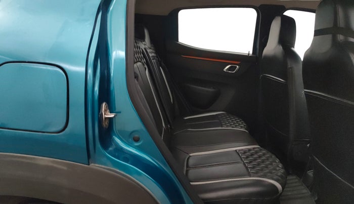 2020 Renault Kwid CLIMBER 1.0 AMT (O), Petrol, Automatic, 65,147 km, Right Side Rear Door Cabin