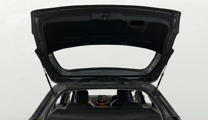 2021 Tata ALTROZ XM PLUS PETROL, Petrol, Manual, 19,907 km, Boot Door Open