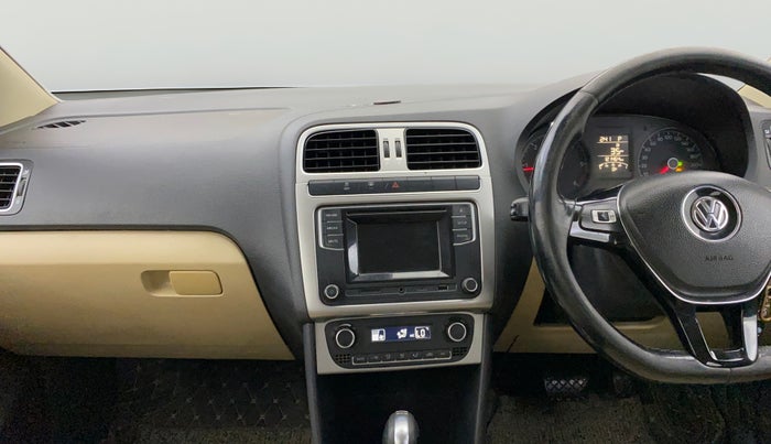 2016 Volkswagen Ameo HIGHLINE DSG 1.5 DIESEL , Diesel, Automatic, 1,21,481 km, Air Conditioner