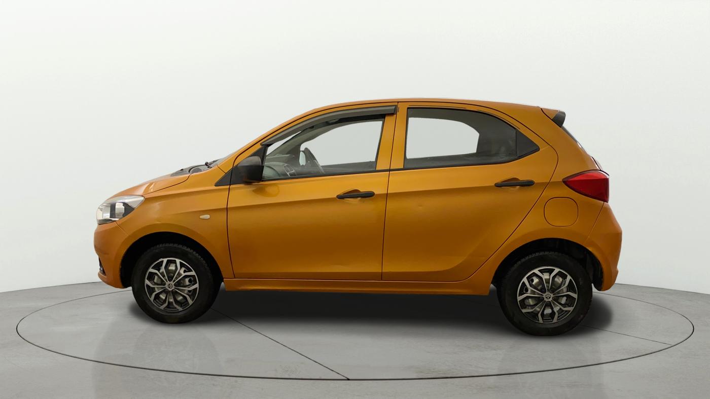 2017 Tata Tiago XM PETROL, Petrol, Manual, 82,601 km, Left Side