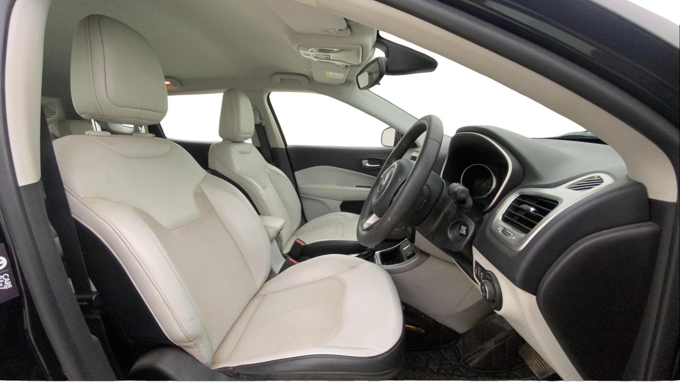 2020 Jeep Compass LONGITUDE PLUS 1.4 PETROL AT, Petrol, Automatic, 70,425 km, Right Side Front Door Cabin