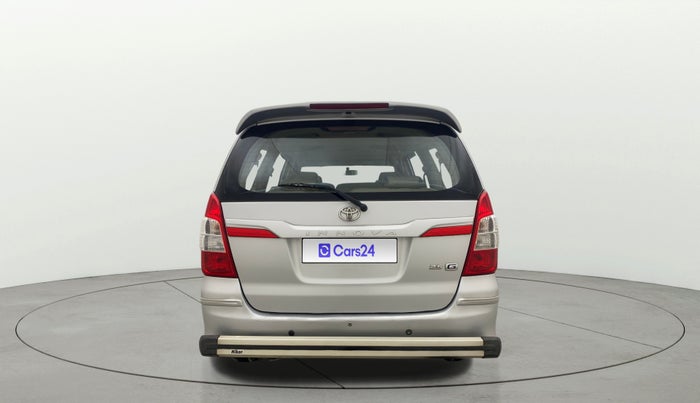 2014 Toyota Innova 2.5 GX 8 STR, Diesel, Manual, 72,161 km, Back/Rear