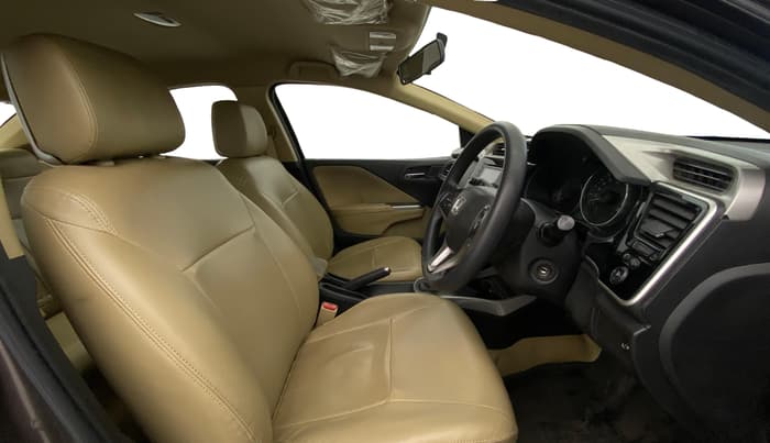 2016 Honda City 1.5L I-VTEC V MT, Petrol, Manual, 88,428 km, Right Side Front Door Cabin