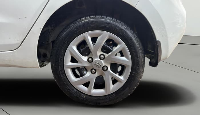 2017 Hyundai Grand i10 MAGNA AT 1.2 KAPPA VTVT, Petrol, Automatic, 21,008 km, Left Rear Wheel