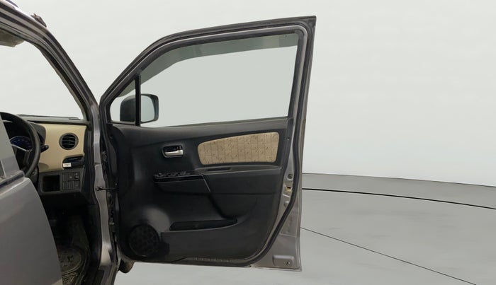 2018 Maruti Wagon R 1.0 VXI AMT, Petrol, Automatic, 22,191 km, RHS Front Door