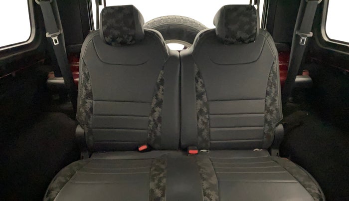 2021 Mahindra Thar LX HARD TOP 4WD MT, Diesel, Manual, 34,319 km, Right Side Rear Door Cabin