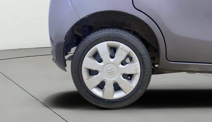 2017 Maruti Alto K10 VXI, Petrol, Manual, 32,049 km, Right Rear Wheel