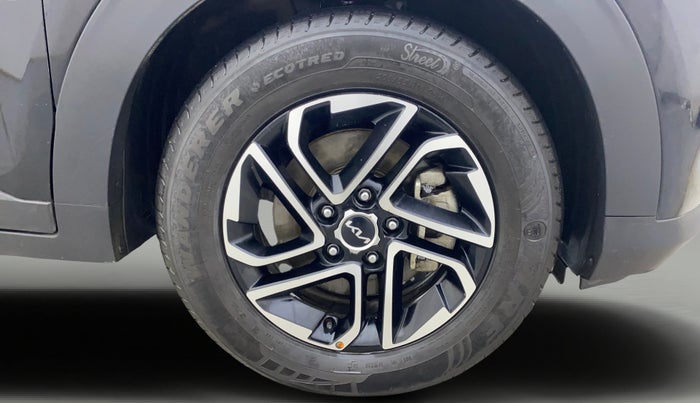 2022 KIA CARENS PRESTIGE PLUS 1.5 DIESEL 7 STR, Diesel, Manual, 21,470 km, Right Front Wheel