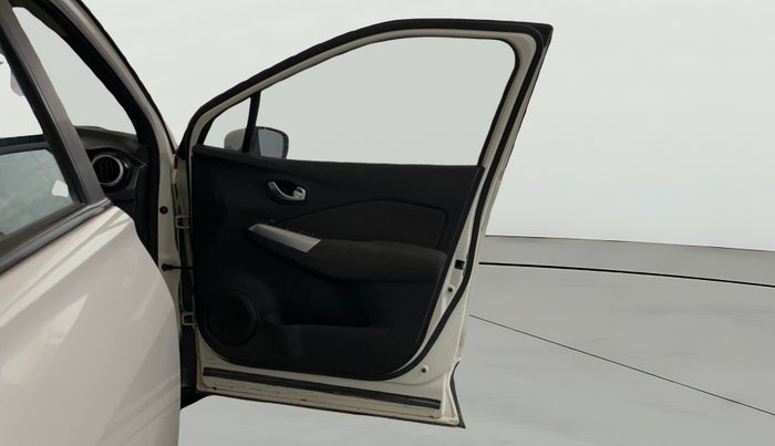 2021 Nissan Kicks XV 1.5, Petrol, Manual, 22,540 km, RHS Front Door