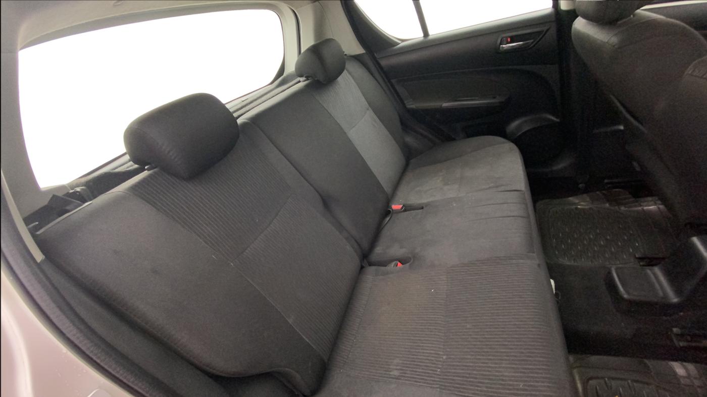 2015 Maruti Swift VXI, Petrol, Manual, 46,984 km, Right Side Rear Door Cabin