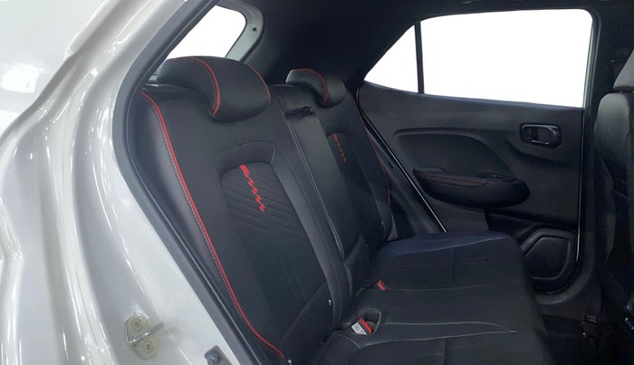 2022 Hyundai VENUE N LINE N8 1.0 TURBO DCT, Petrol, Automatic, 6,205 km, Right Side Rear Door Cabin