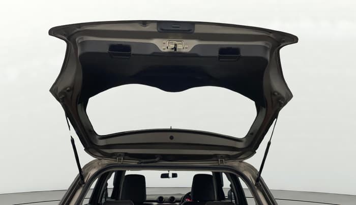 2023 Maruti Swift VXI, Petrol, Manual, 38,329 km, Boot Door Open
